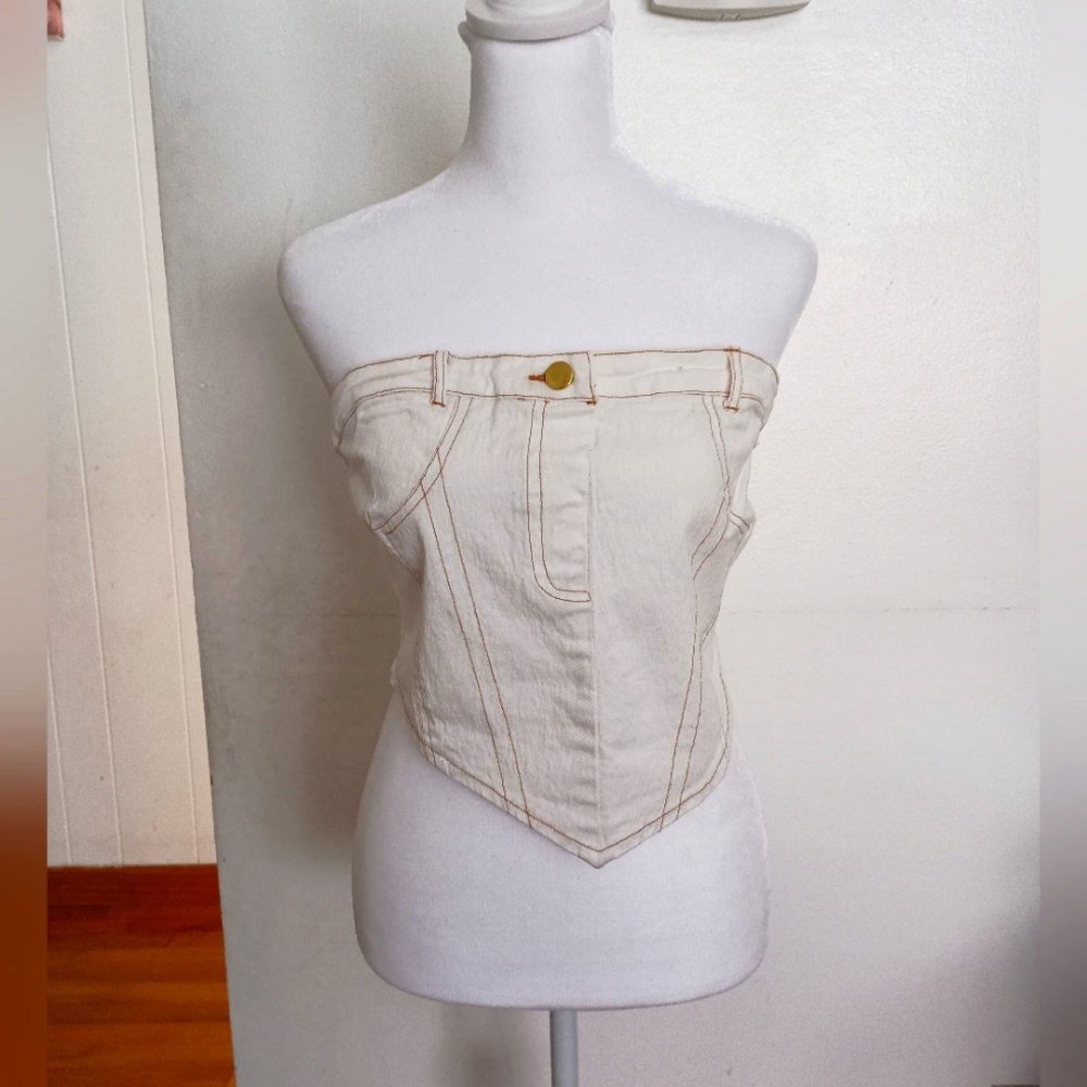NWOT La Armario White Denim Jean Crop Top XL